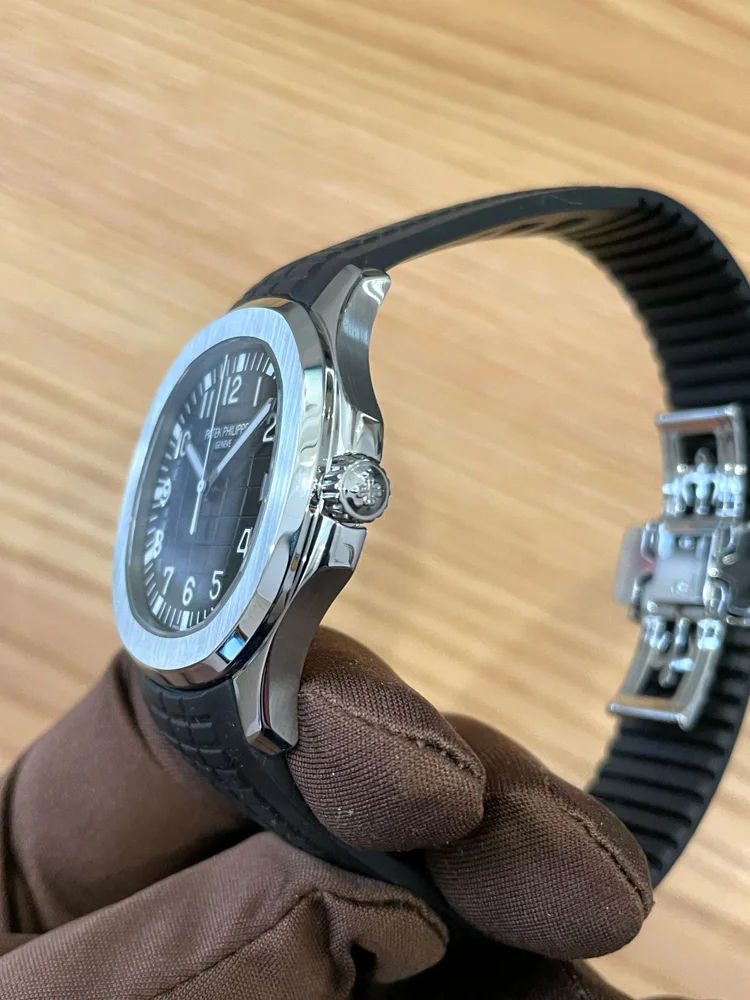 Patek Philippe Aquanaut Box & Papers